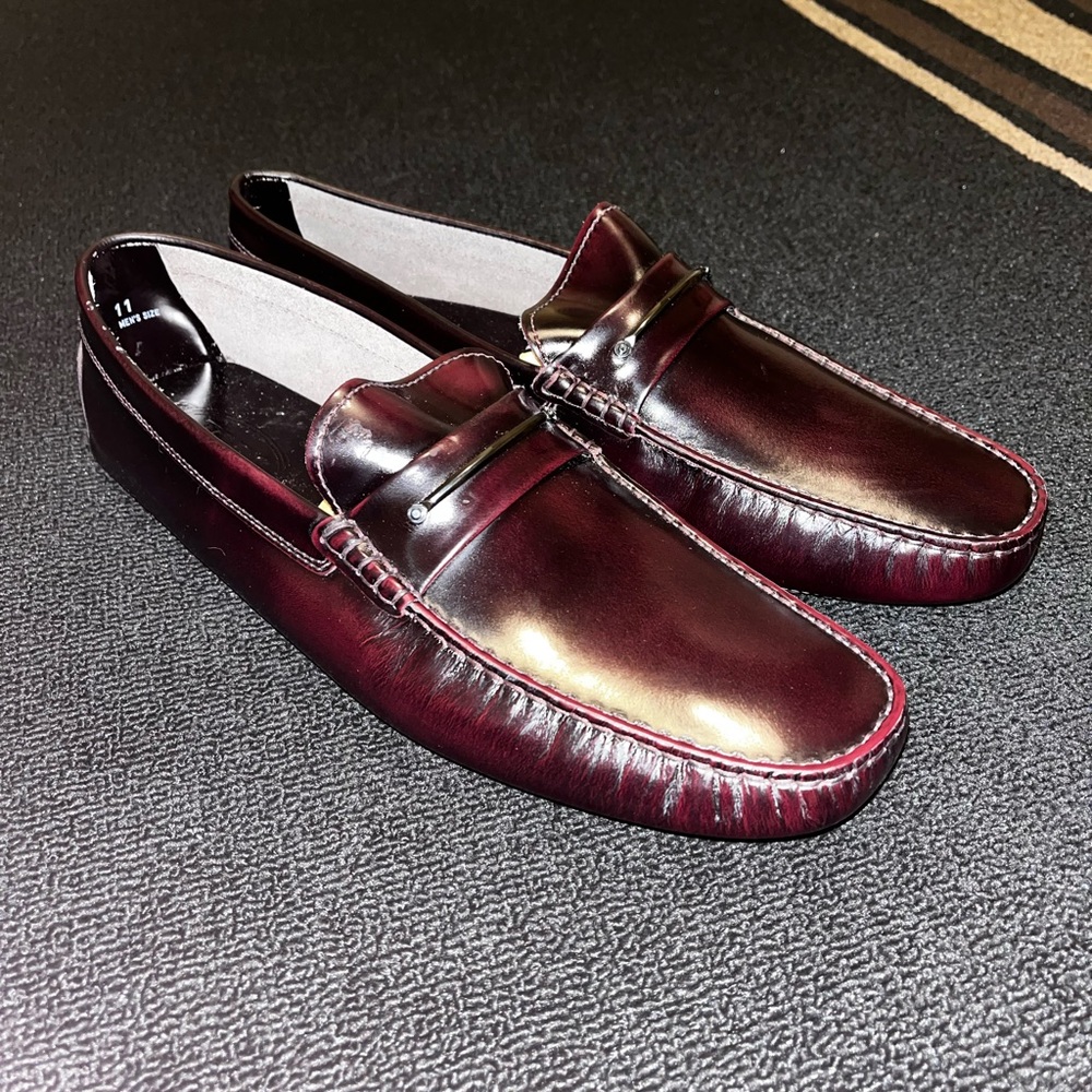 TOD'S Mens Dress Shoes, Size 11 NEVER WORN
